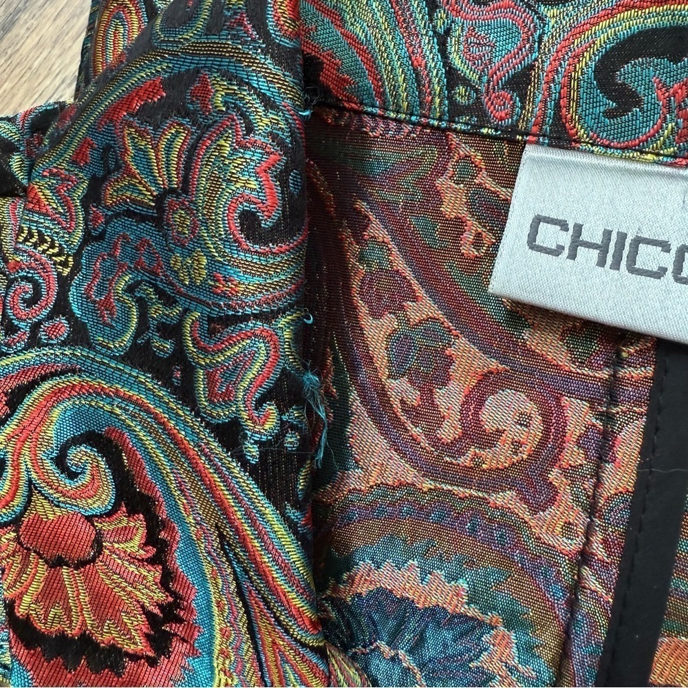 Chico’s Silk Paisley Print Button Shirt Size 2 - Picture 10 of 11